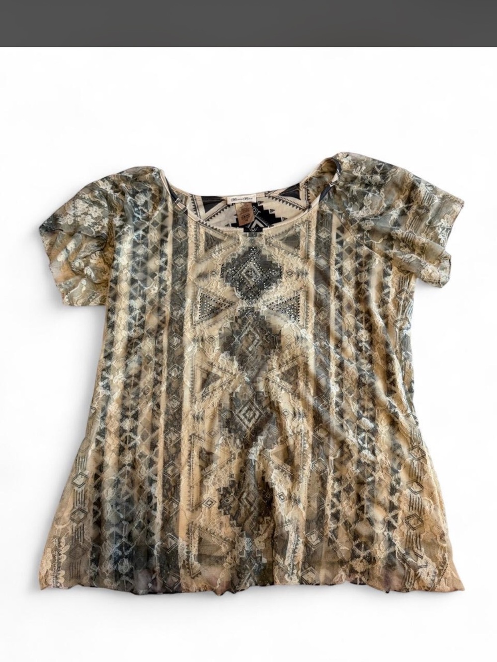 Boho Aztec Pattern Short Sleeve Top in Neutral Tones
